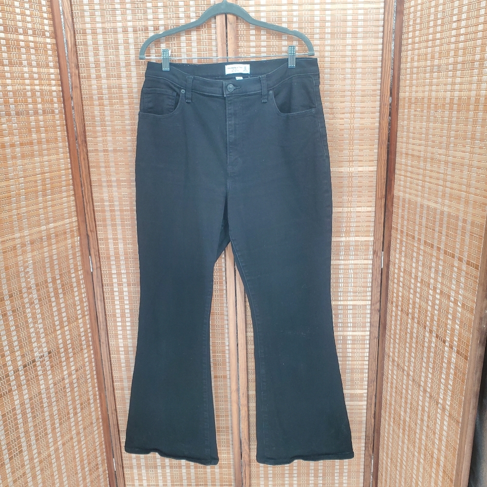 ◇ Abercrombie & Fitch Black Curve Love The Flare Ultra High Rise Jeans Size 16